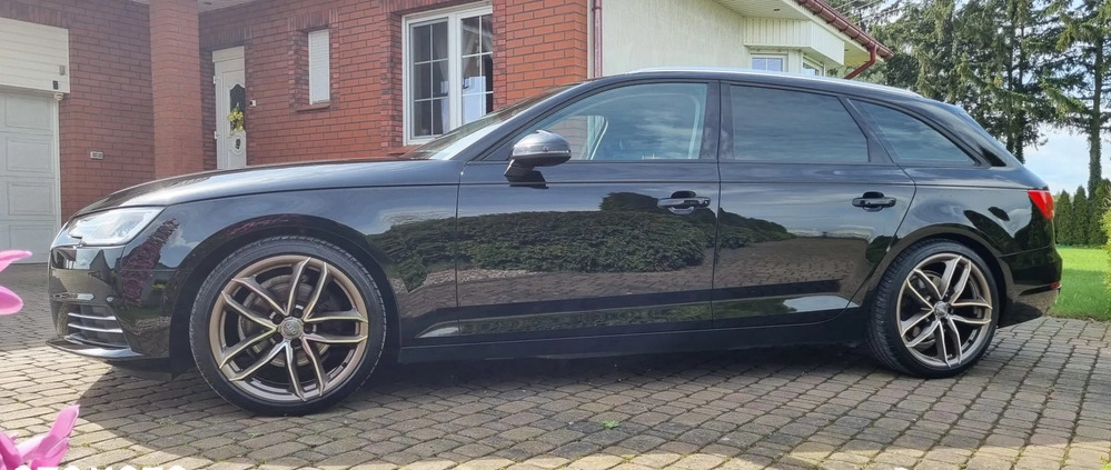 Audi A4 cena 82500 przebieg: 127610, rok produkcji 2016 z Sieradz małe 211